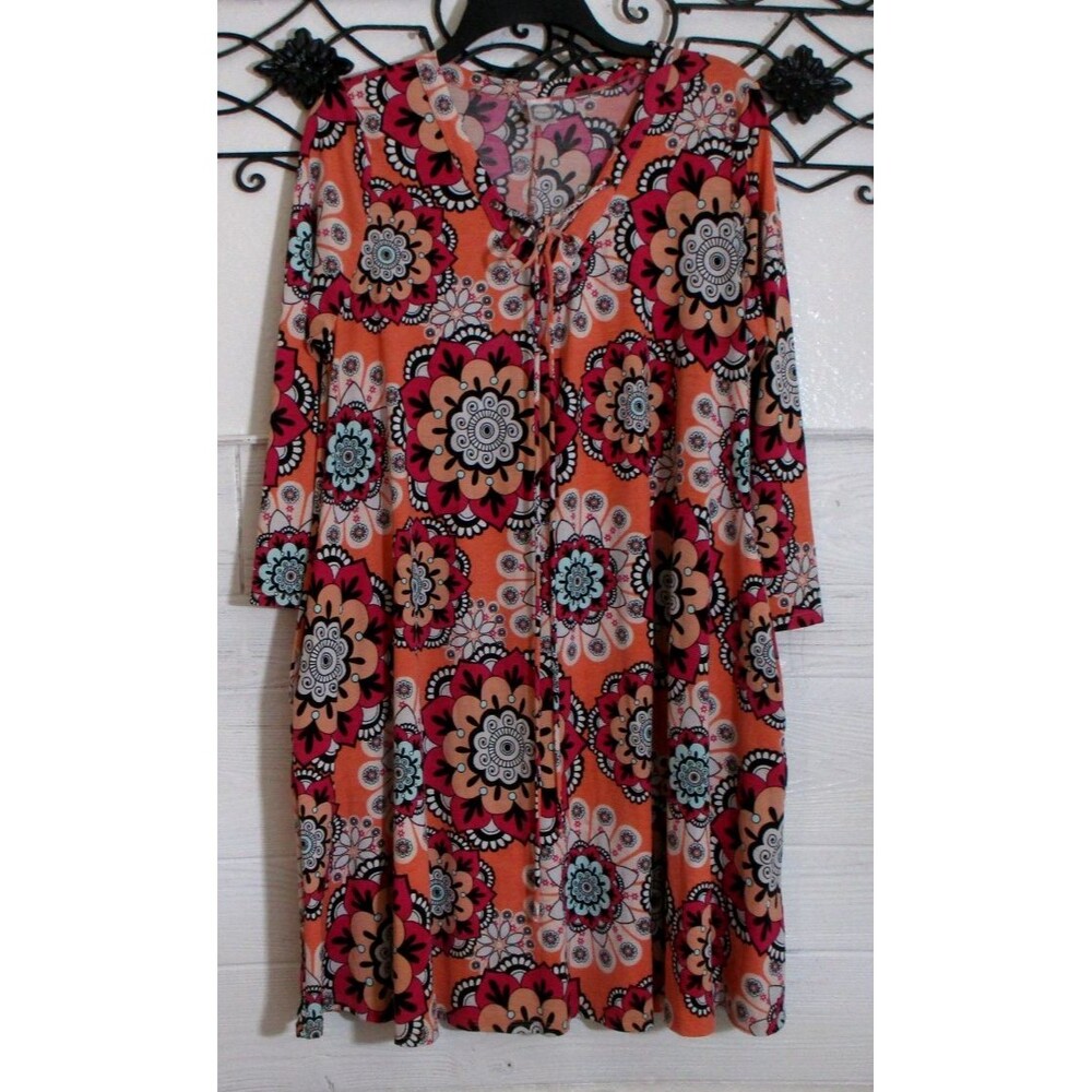 Honey me Women's Kint Dress Size M Long Sleeve Multicolored Floral V Neck